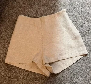 Beige Shorts Tan Size XS thumbnail 1