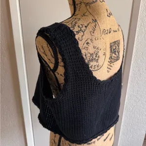 Boho Cropped Black Knit Crop Top Size L thumbnail 2