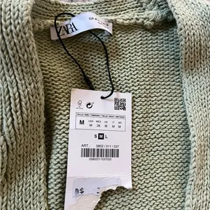 Green gem Button-Up Cardigan never worn thumbnail 4