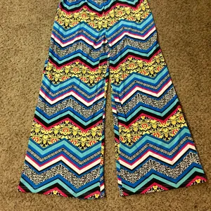 Magic Colorful Jumpsuit Sz M Gently Used thumbnail 12