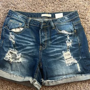 Machine Distressed Ladies Jean Shorts sz 30 thumbnail 1