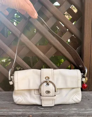 Coach Soho Buckle Flap Bag Cream Leather Shoulder Bag 8A05 Cherry Charm thumbnail 1
