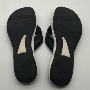 Clarks Cloudsteppers Arla Glitz Black Flip Flop Sandals Womens Size 10 thumbnail 7