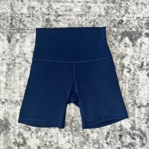 Lululemon Align Short 6" thumbnail 2