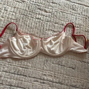 NWT Victoria's Secret Pink Frankie's Bikinis Top thumbnail 5