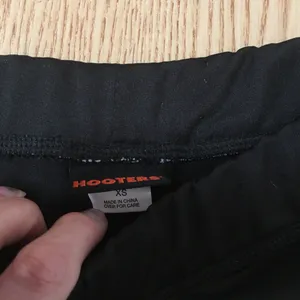 B86 Hooters Girl Rare Black Uniform Shorts with a Flaw from Florida Size Xs thumbnail 5