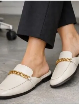 SCHUTZ Desmond Mules‎ Pearl Cream Leather Slip On Gold Chain NWOB EVEREVE thumbnail 1