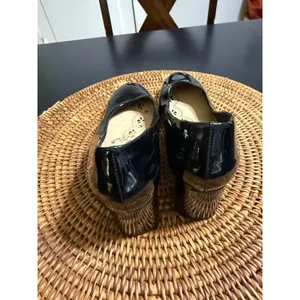 CL by Laundry Womens Black Patent‎ Block Heel Round Toe Pumps Size 6M Scuffed thumbnail 8