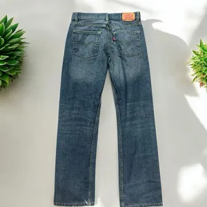 Levi’s 514 Straight Leg Jeans Size 18 Regular 29”x29” thumbnail 2