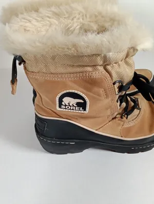 SOREL Womens Waterproof Low Ankle Boot Winter Gorpcore Hiking Snow Size 7 thumbnail 3