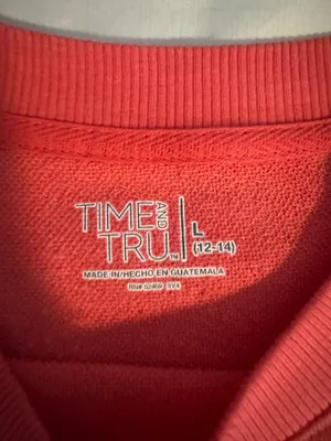 Time & Tru Crewneck thumbnail 2