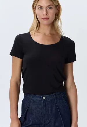 NWT Quince Cotton Modal scoop neck tee black large thumbnail 1
