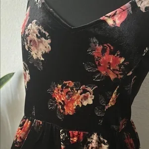 Floral Velour Velvet Black Sleeveless Cross Back Women's Romper thumbnail 8
