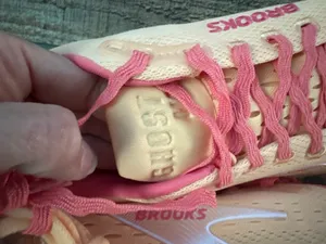 Brooks shoes Ghost Max 9 Pink thumbnail 7