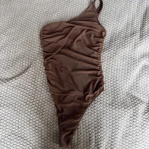 Timing Brown One Shoulder Ruched Bodysuit thumbnail 2