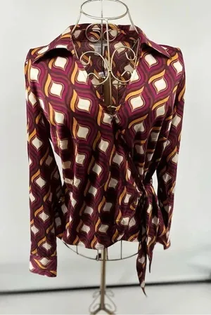 NWT Cupcakes & Cashmere Geo Print Faux Wrap Blouse Long Sleeve S thumbnail 1