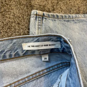 Aritzia Denim Forum Iggy 90’s Low Rise Jeans thumbnail 3