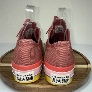Converse Chuck Taylor All Star Lift OX Women's Shoe Pink Rainbow 564559C Size 7 thumbnail 4