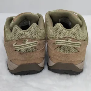Tan Garmont Hiking Shoes size 6.5 thumbnail 5