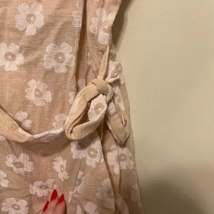 Princess Polly Cream and White Floral Wrap Mini Dress Size 6 thumbnail 2