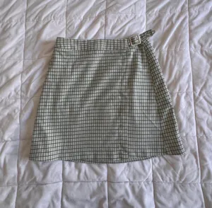 Brandy Melville Skirt Plaid Mini size small thumbnail 2