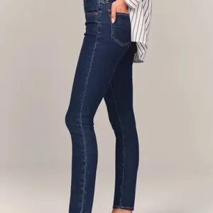 Abercrombie & Fitch The‎ Skinny High Rise Jeans - 30/10 Short thumbnail 4