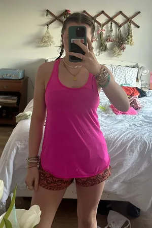Lululemon Tank thumbnail 1