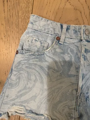 Zara High Waist Light Blue Swirl-Pattern Denim Cotton Woman’s Shorts thumbnail 3
