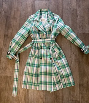 On 34th green plaid trench coat Size M thumbnail 1
