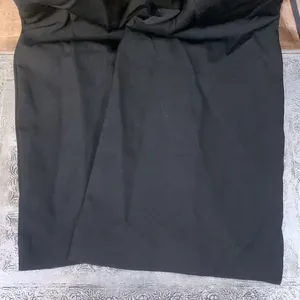 NWT Romeo + Juliet Couture Black Flare Jumpsuit Size M thumbnail 8