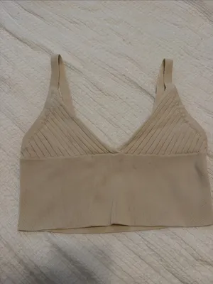 Zara Cream Ribbed V-Neck Cropped Tank thumbnail 4