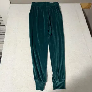 Victorias Secret On Point Green Velour Rhinestone Trim Joggers Small thumbnail 7