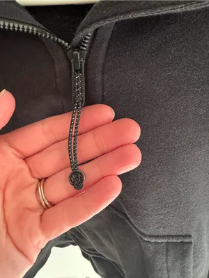 Lululemon Scuba Half Zip Cropped Hoodie Black Size S 6 Fleece‎ Thumbholes thumbnail 6