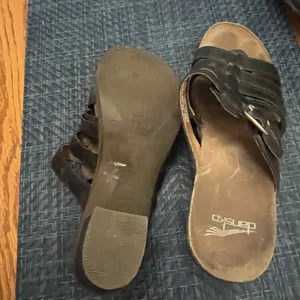 Dansko Dina Brown Leather Strappy Block Heel Sandals thumbnail 4