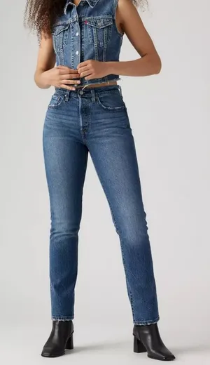 Levi's 501 Women's Straight Leg Blue Jeans size 29 x 32 thumbnail 1