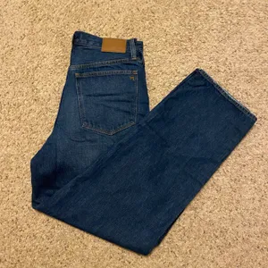 Madewell ‼️ Baggy Straight Jeans in Dark Worn Indigo Wash‼️ thumbnail 6