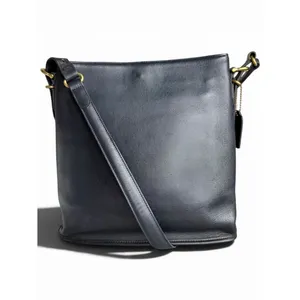 Coach Vintage Slim Bucket Bag Black Leather Style 9806 Minimalist Shoulder Bag thumbnail 4