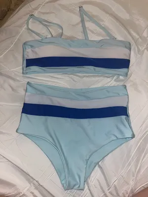 Highwaisted Bikini thumbnail 1