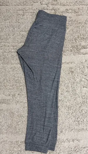 Women’s Nike Gym vintage Capri lightweight sweatpants size Large thumbnail 8