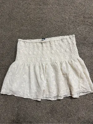 American Eagle white mini tube top babydoll with small floral embroidery, size S thumbnail 2