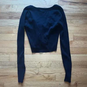 Garage black long sleeve top thumbnail 2