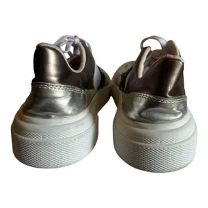 Pink Lily Cleo Pewter and Black Star Fashion Platform Sneakers 9 thumbnail 4