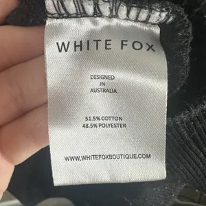 White Fox Hoodie Sweatshirt Womens Sz M/L Black Fleece Pullover Vol. 3 Offstage thumbnail 6