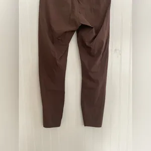EVERLANE The Perform Ankle 7/8 Length Legging in Bitter Chocolate Brown Size M thumbnail 7
