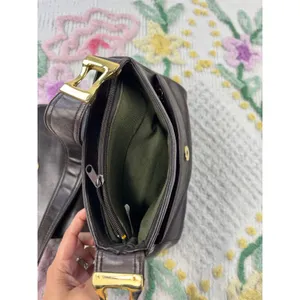 Vintage Dark Brown Leather Crossbody Bag Gold Hardware Flap‎ Snap Closure thumbnail 7