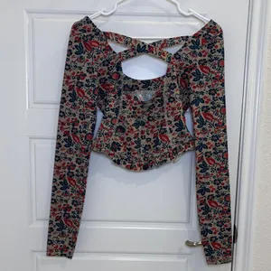 Free People Floral Long Sleeve Crop Top Criss Cross Back XS Boho Cottagecore thumbnail 3