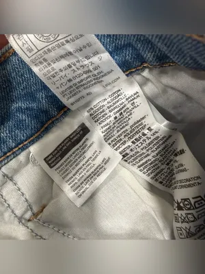 Levi’s High Waisted Tapered Leg Mom Jean 33 thumbnail 5