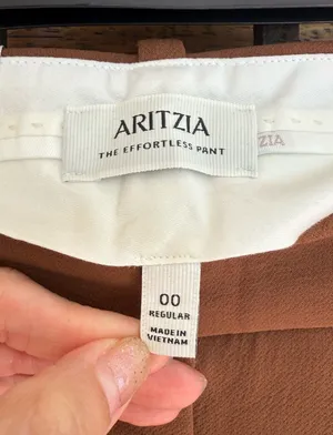 Aritzia Women’s Low Rise Wide-Leg Trousers — Brown Size 00 thumbnail 6
