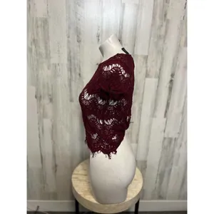 Burgundy top  thumbnail 2