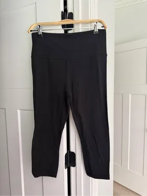 Athleta elation capri black leggings high‎ rise thumbnail 2